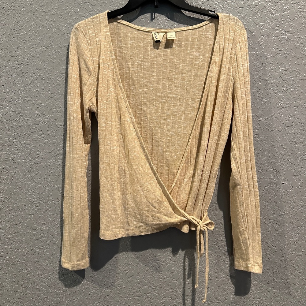 Cross Over Long Sleeve Lightweight Top - Size M